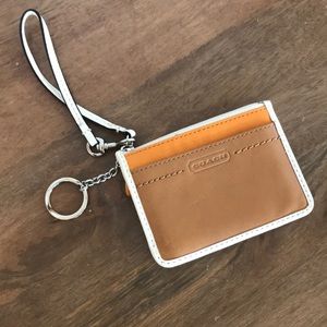 Coach Tri-color wristlet